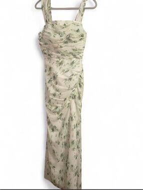 Sleeveless Green Floral Chiffon Evening Dress - Brand